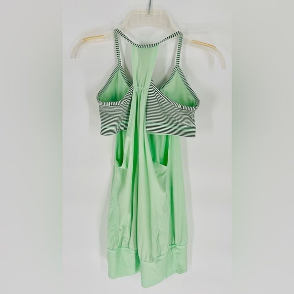 Lululemon Tank Top w/ Stripped Bra and Teal Size 4 - Picture 6 of 7